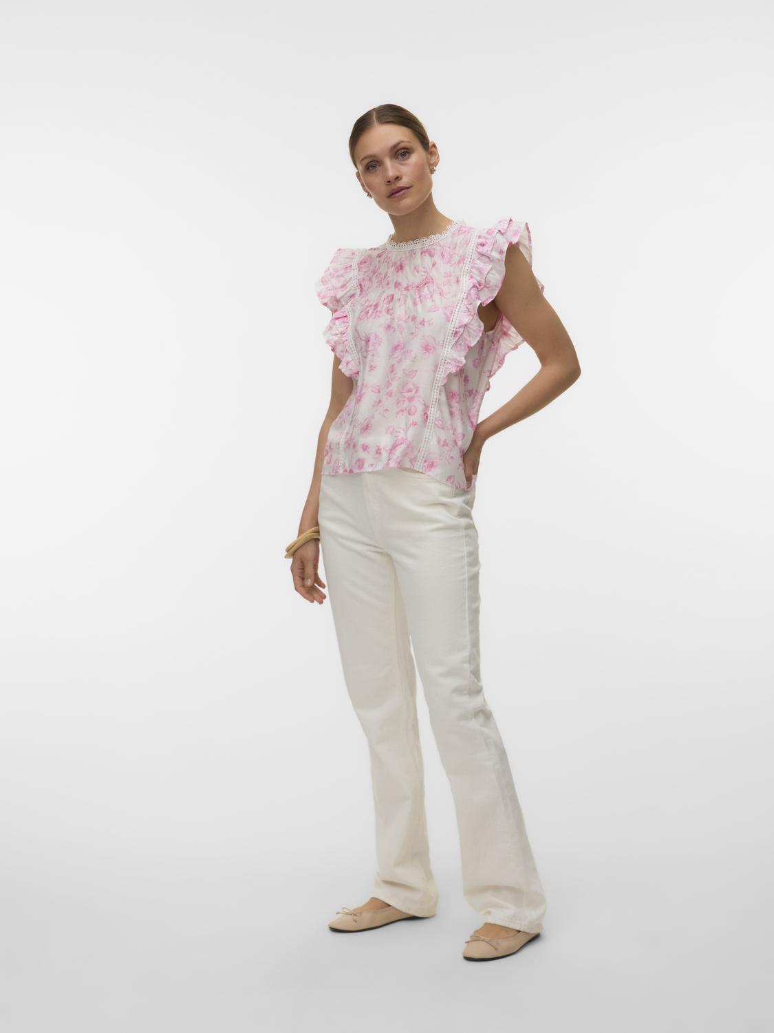 model_shot-front